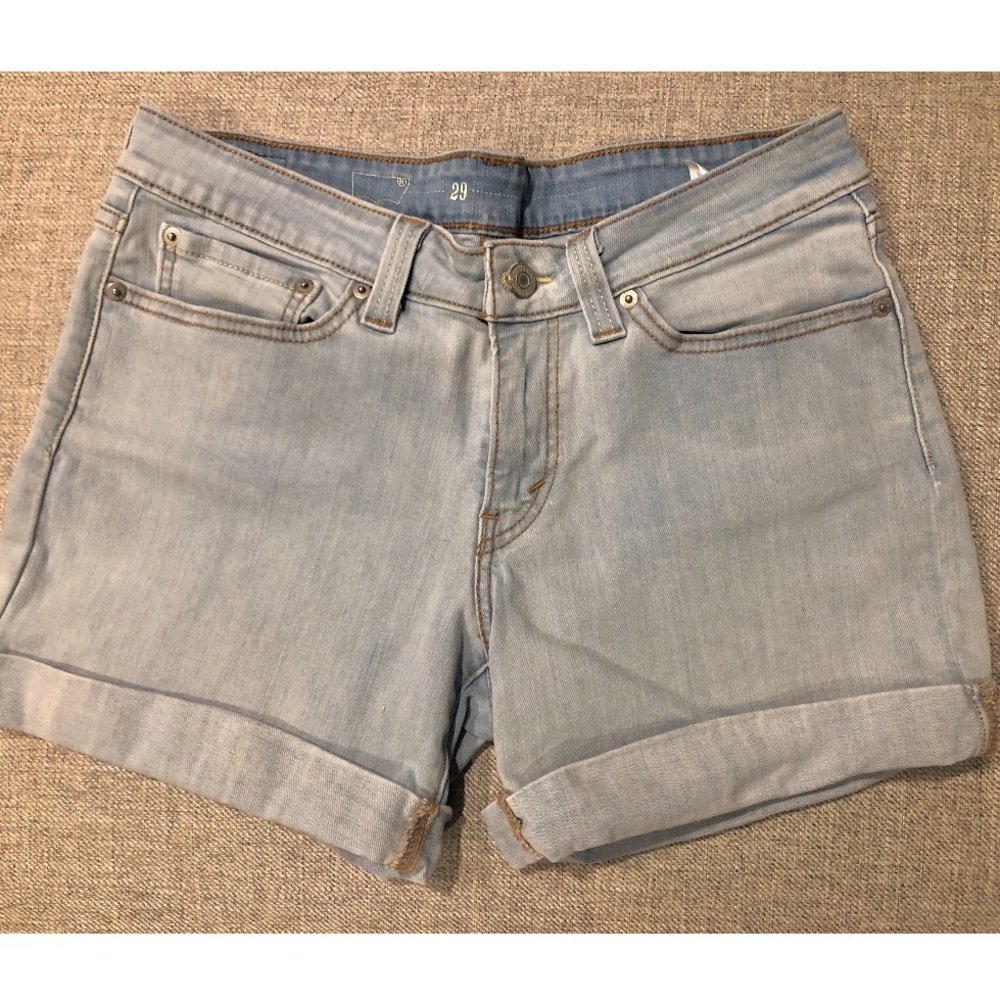 Vintage Style Levi’s Shorts size 29